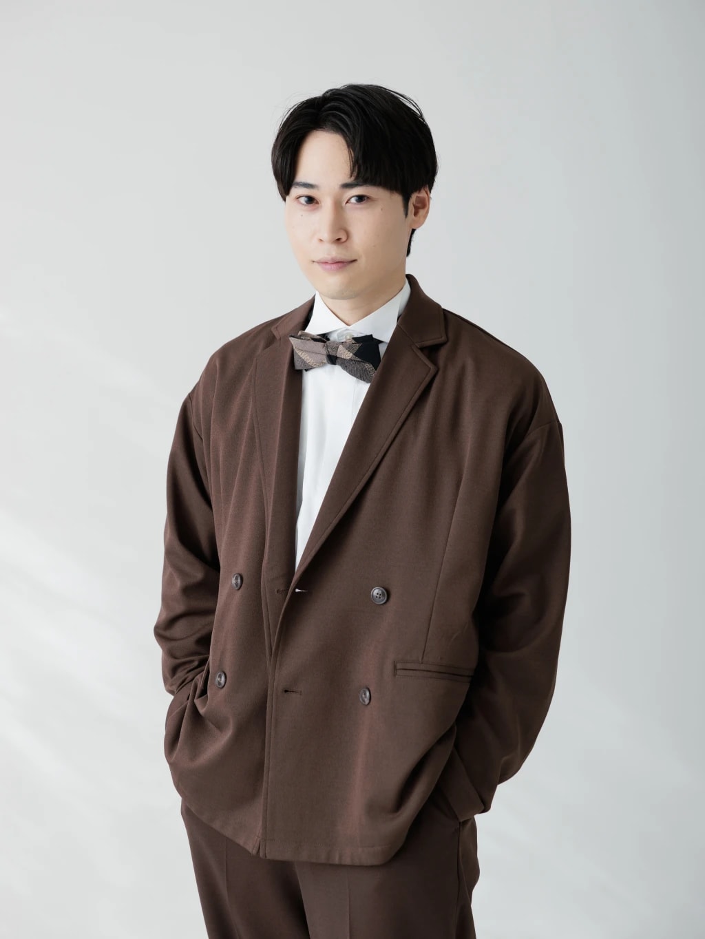 カジュアルタキシード/ブラウン　TX01465 | デコルテフォトグラフィー | 前撮り・フォトウェディング