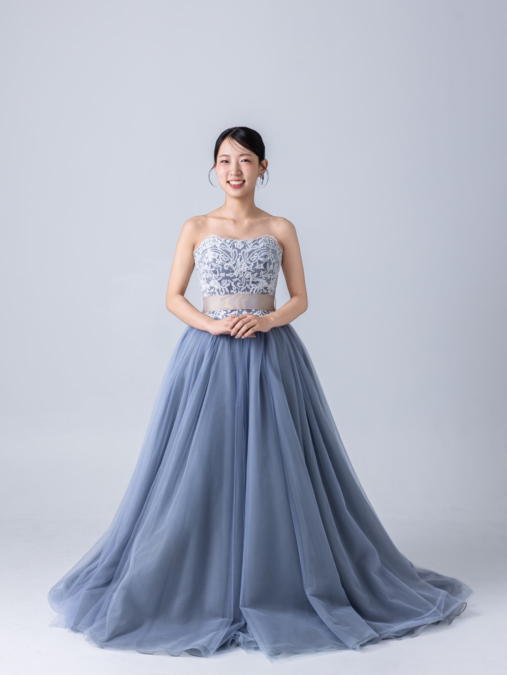 グレーホワイトトップス刺繍/DE-18018