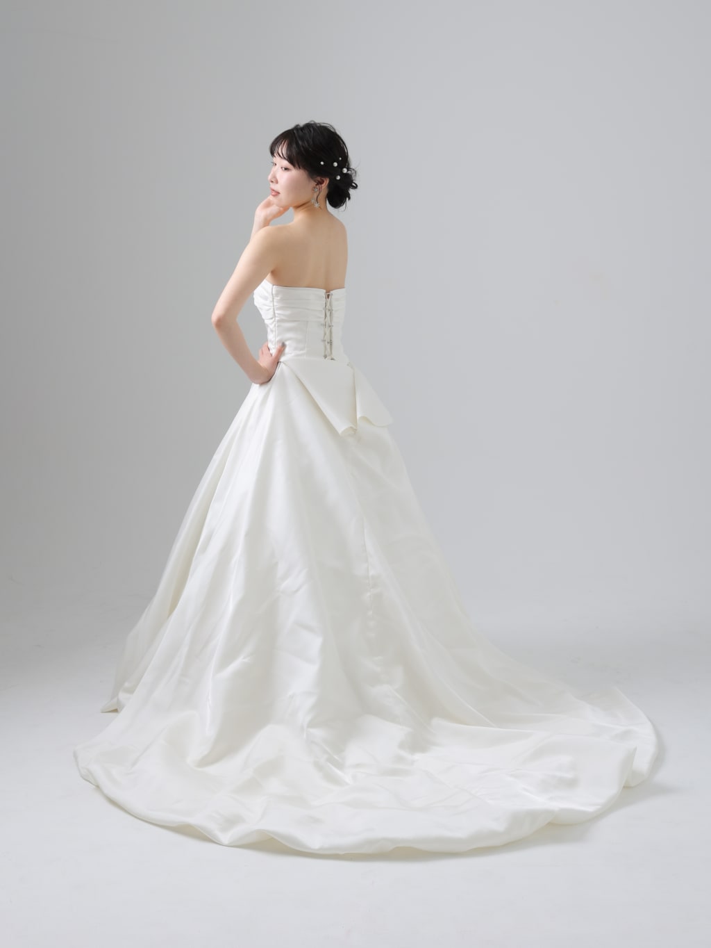 ロングトレーン胸元クロスWD02041