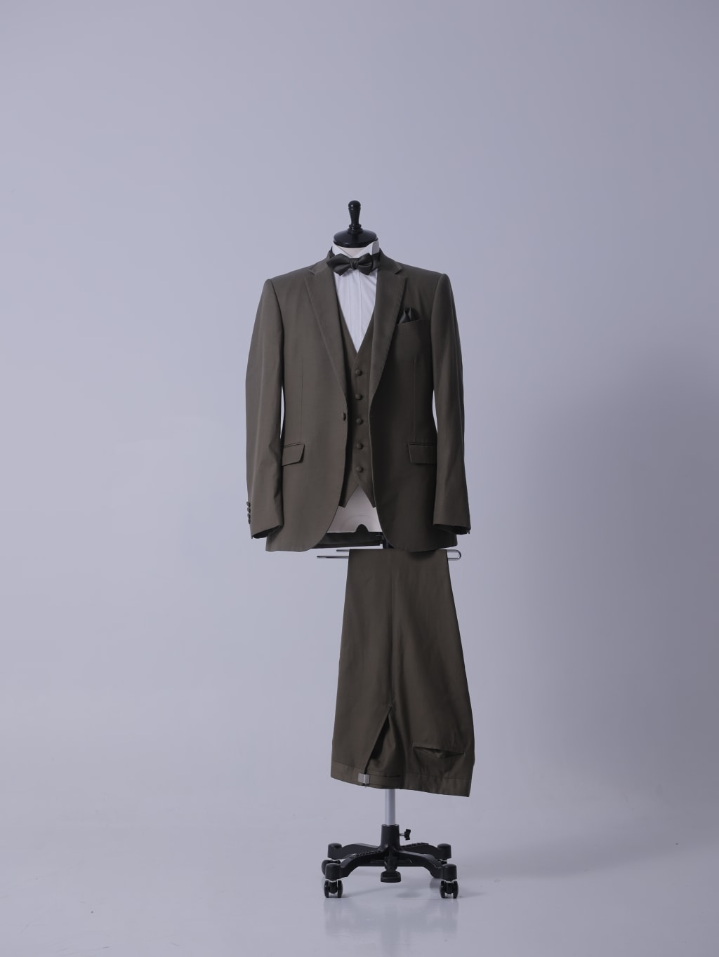 ノッチドラペルカジュアルカーキタキシード　カーキ