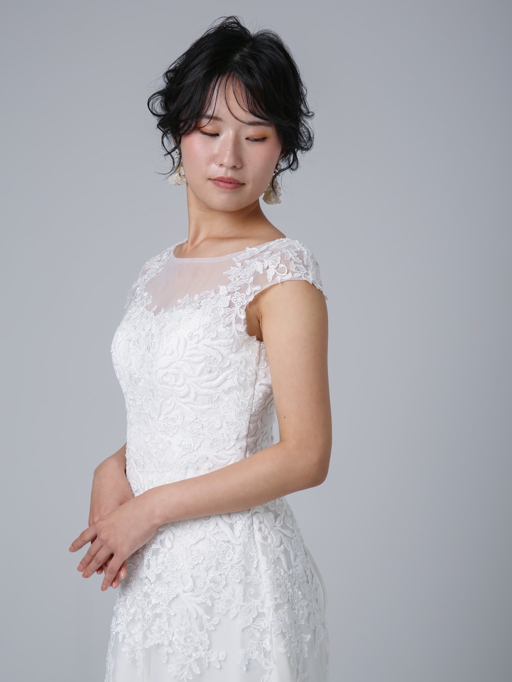 胸元刺繍スレンダー | デコルテフォトグラフィー | 前撮り・フォトウェディング