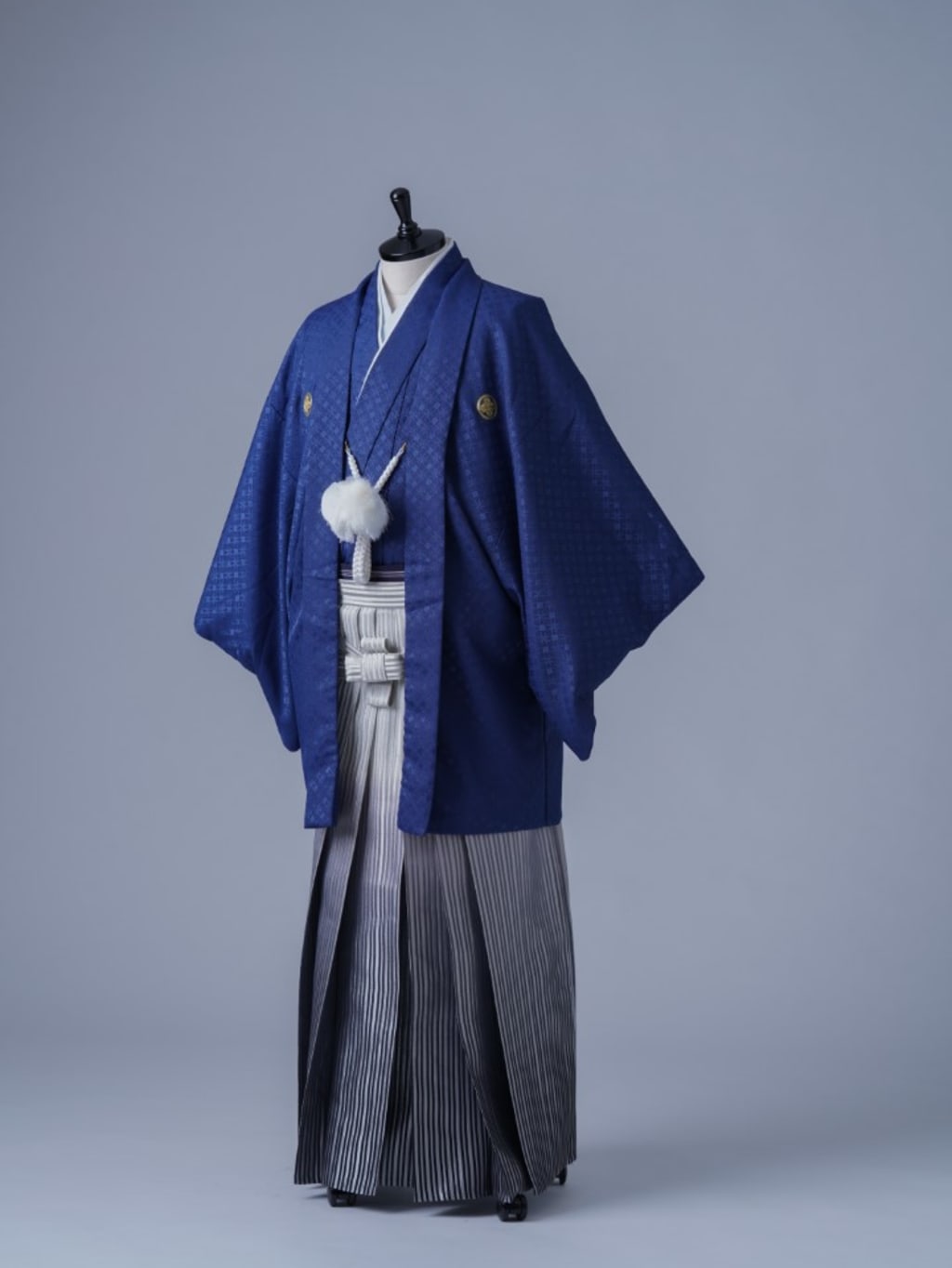 ネイビー×シルバー光沢グラデーション＿大宮店 | デコルテフォトグラフィー | 前撮り・フォトウェディング