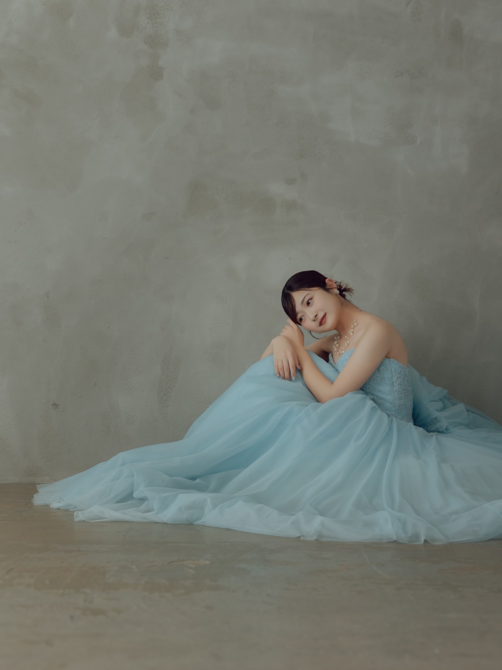 カラードレス ED60997 | デコルテフォトグラフィー | 前撮り・フォトウェディング