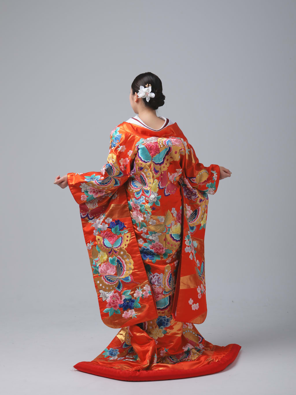 蝶　薔薇IU00972 | デコルテフォトグラフィー | 前撮り・フォトウェディング