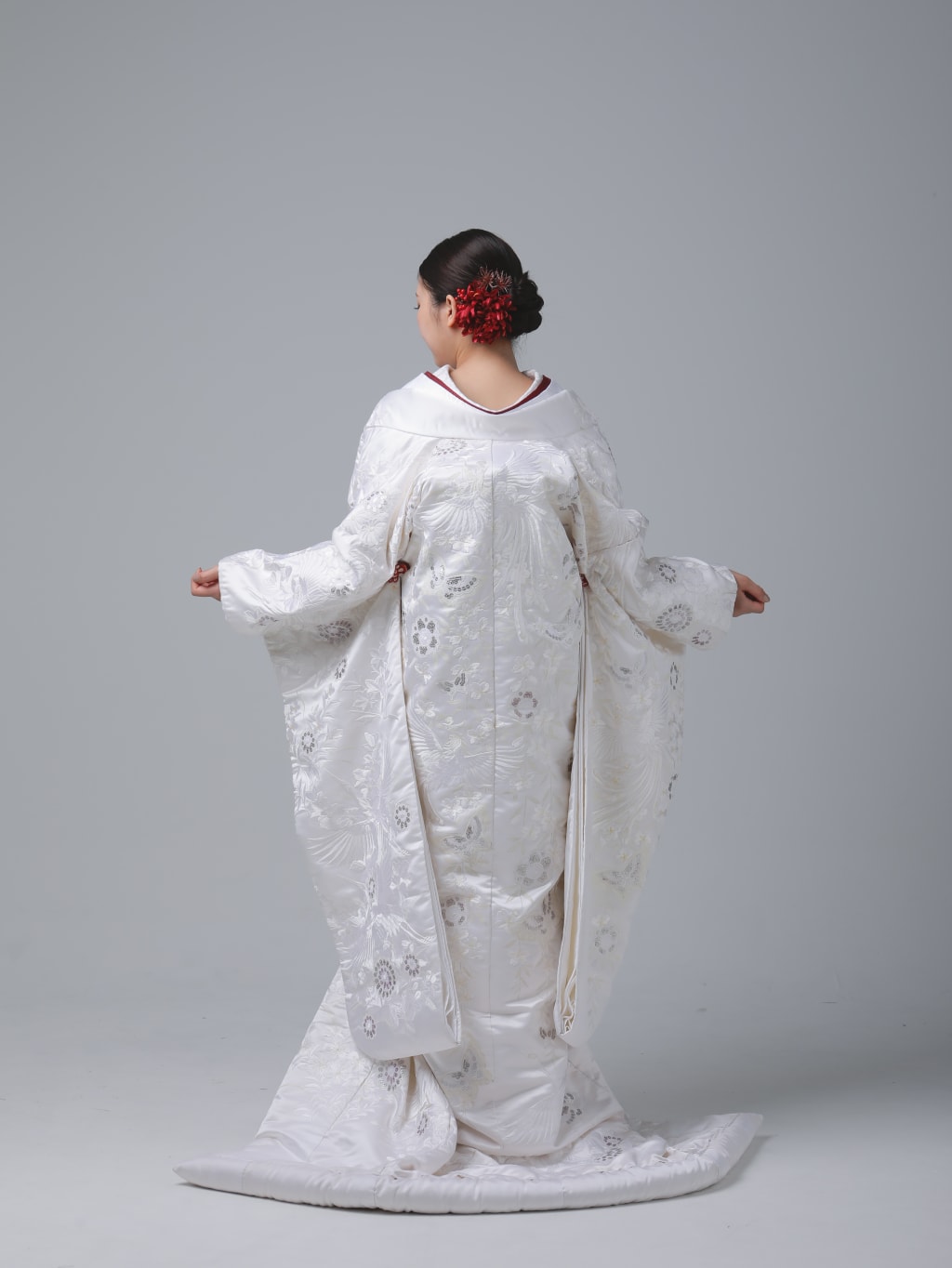 スパンコール枝垂れ桜　蝶 / オフホワイトWU00316