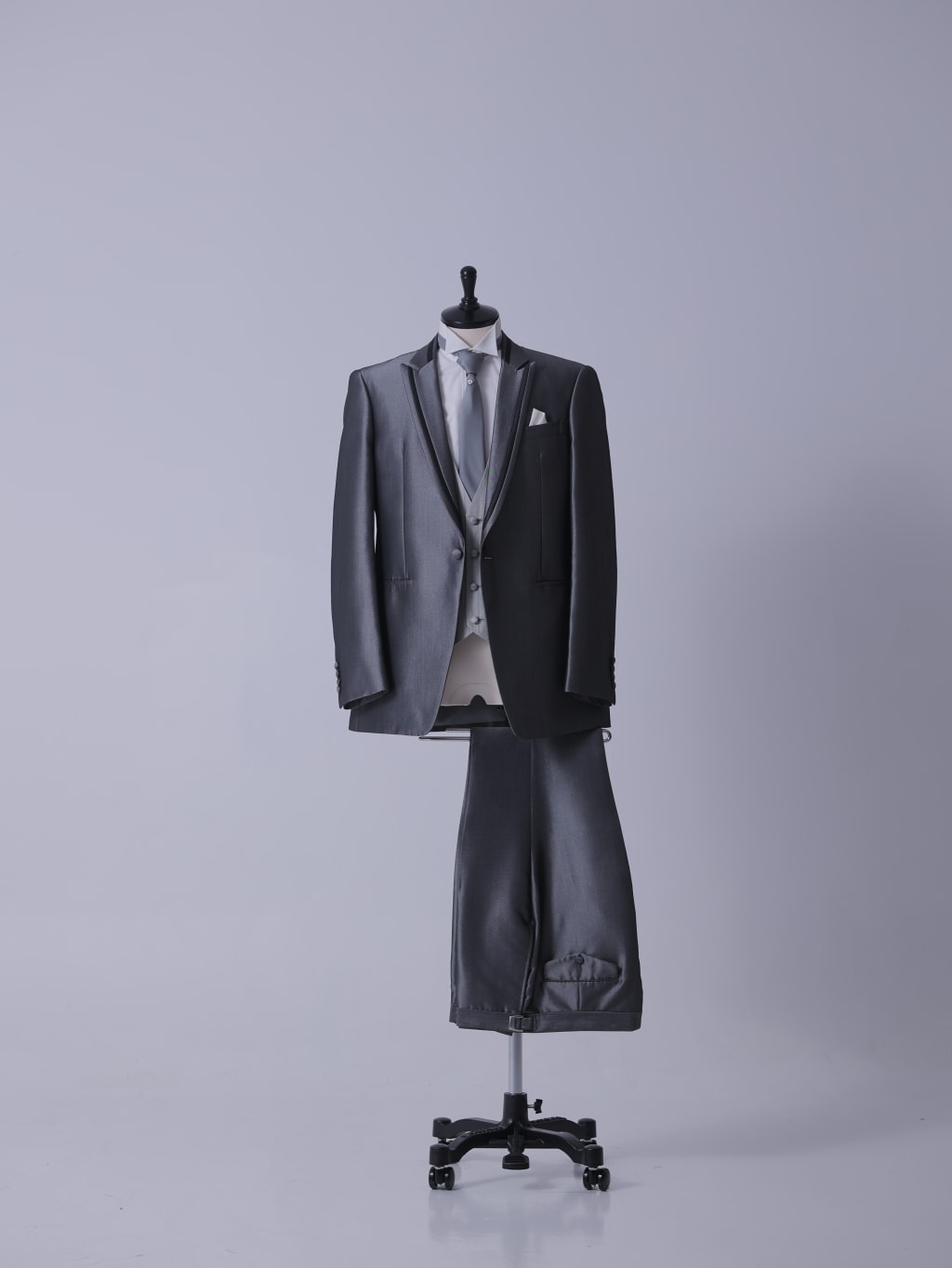 光沢ダークシルバー