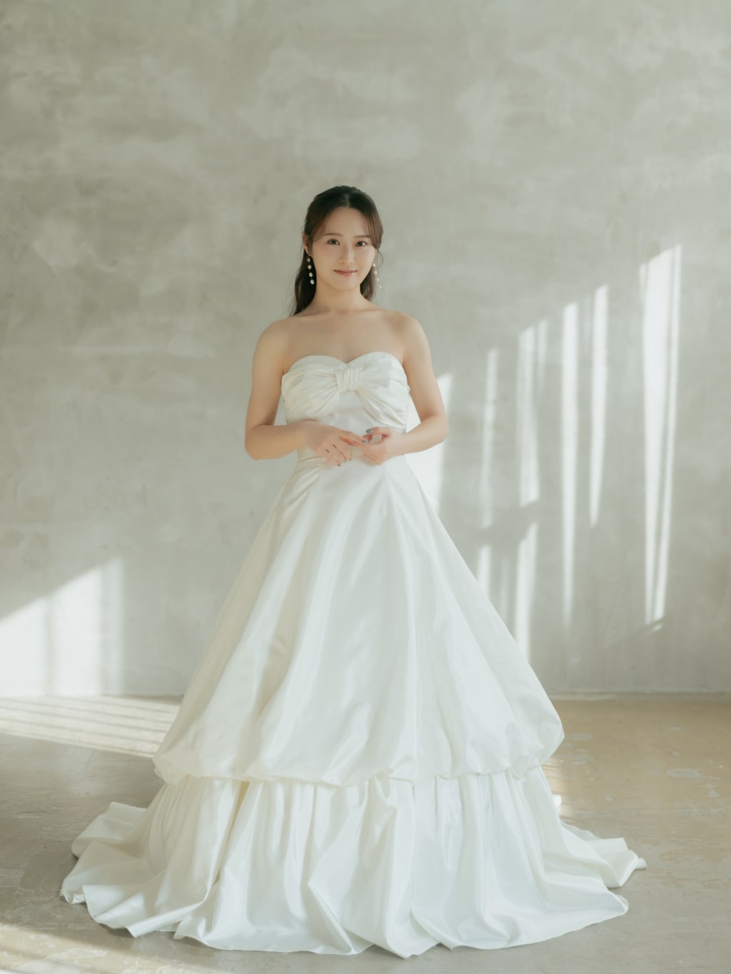 ウェディングドレス WD60428 | デコルテフォトグラフィー | 前撮り・フォトウェディング