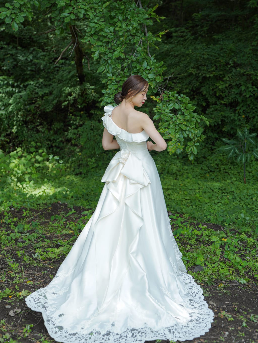 ウェディングドレス | デコルテフォトグラフィー | 前撮り・フォトウェディング