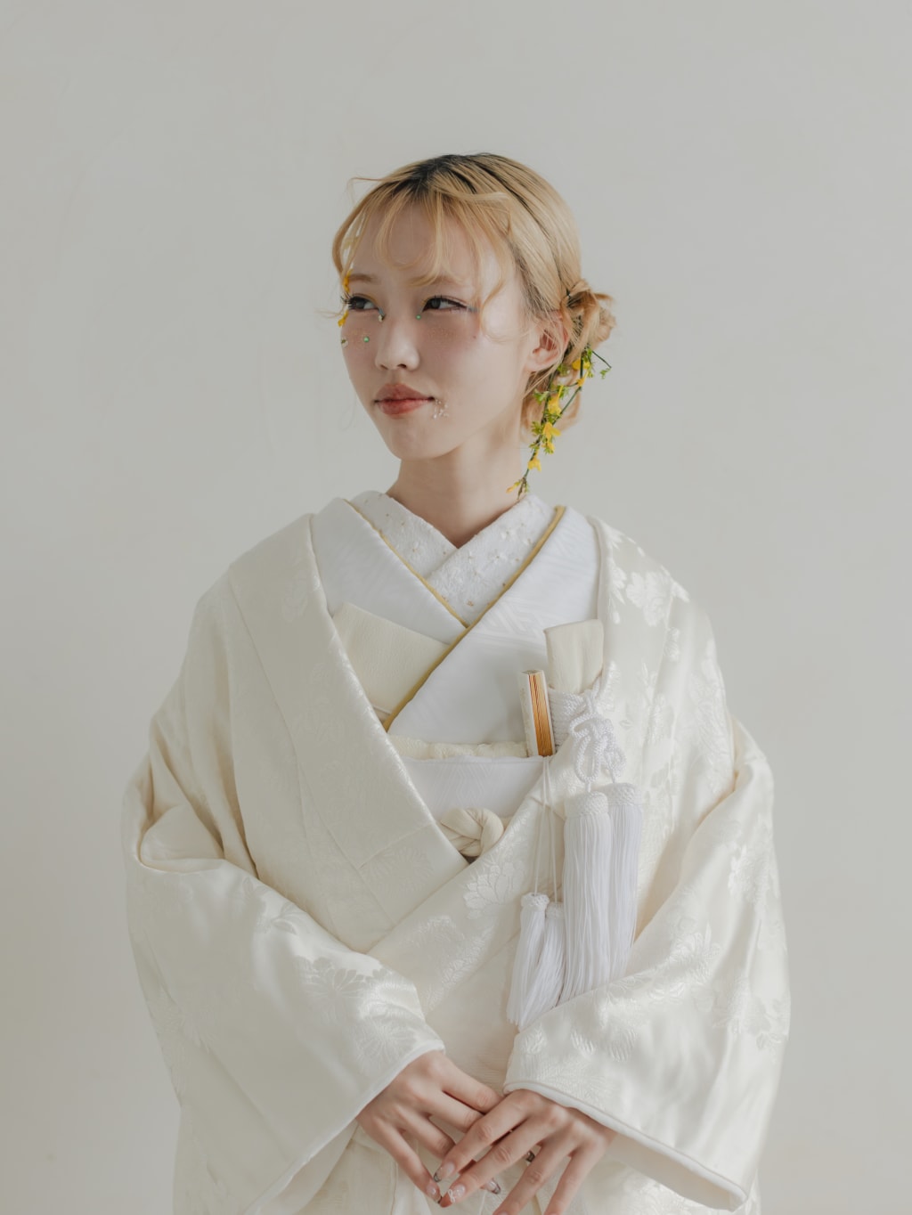 乱菊花丸文 | デコルテフォトグラフィー | 前撮り・フォトウェディング