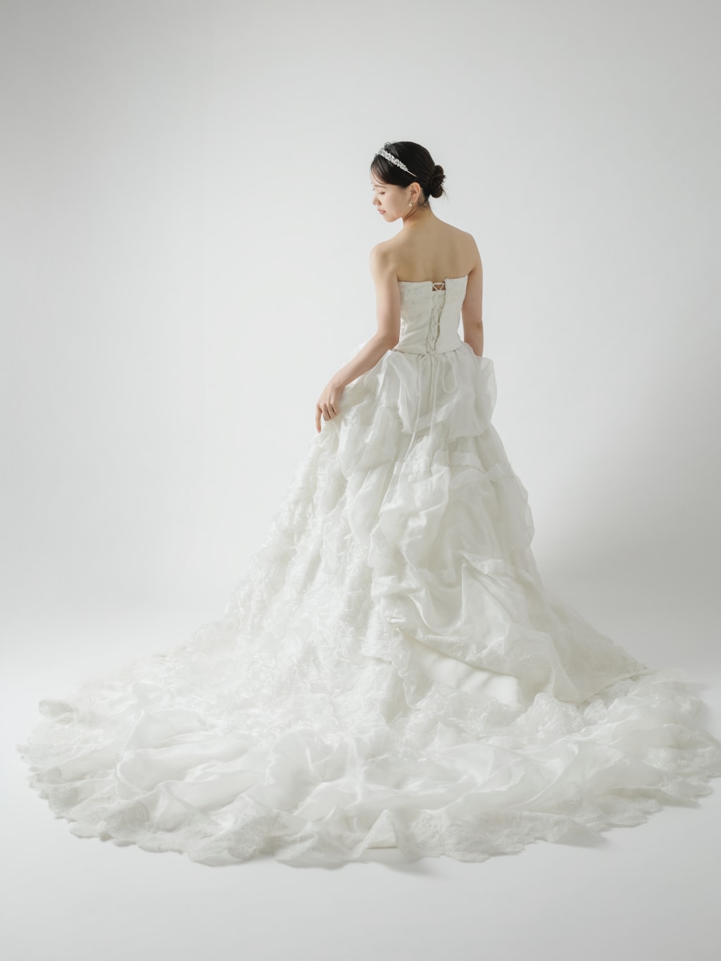 ウェディングドレス | デコルテフォトグラフィー | 前撮り・フォトウェディング