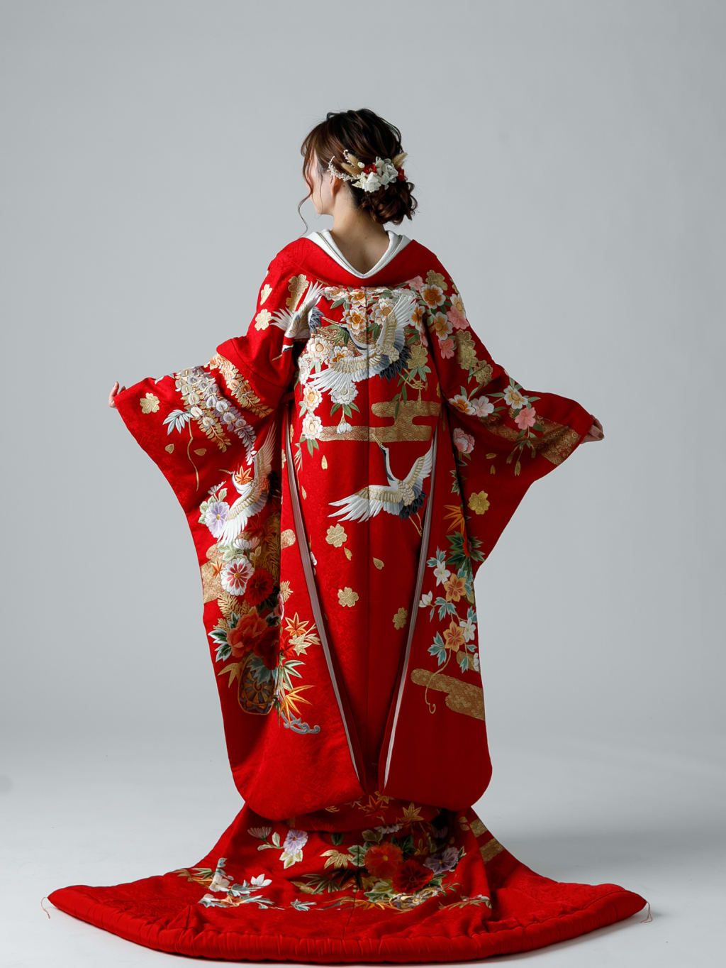 地模様　鶴舞桜工霞文様 | デコルテフォトグラフィー | 前撮り・フォトウェディング