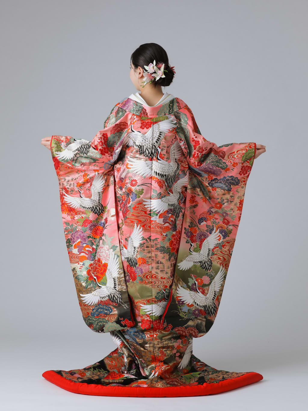 ピンクに黒ぼかし　鶴