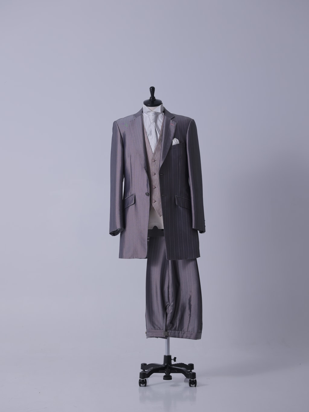 ピンクストライプタキシード