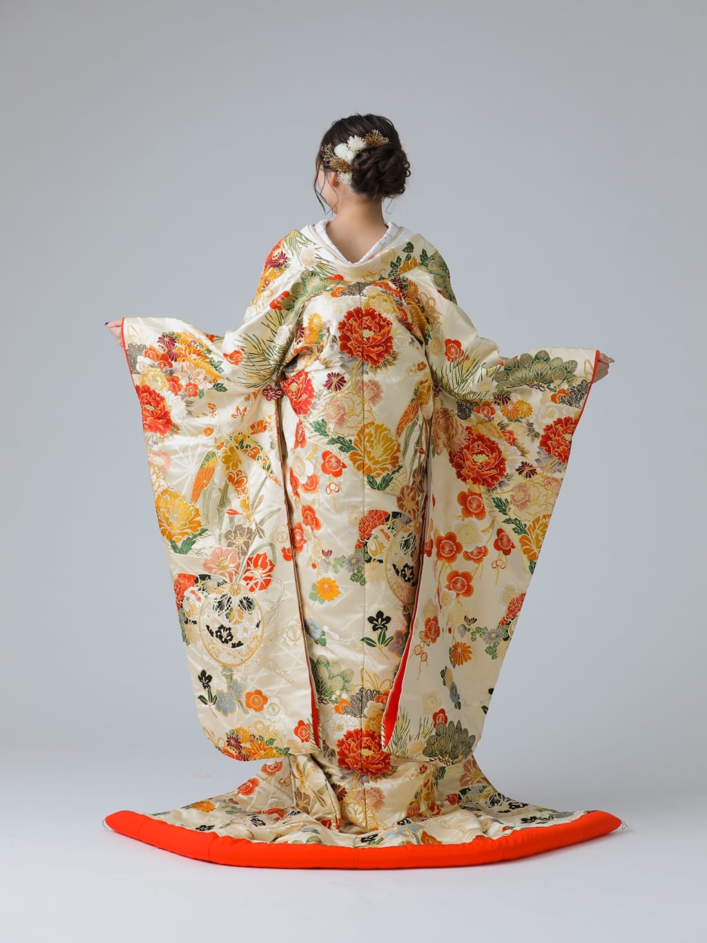 手鞠松竹梅　クリーム