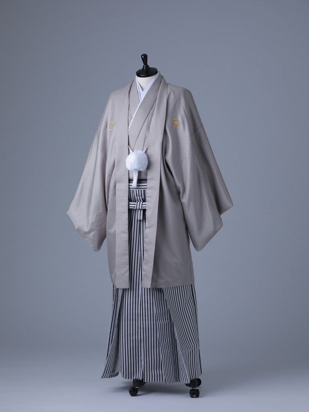 ベージュ×シルバーストライプ＿大宮店 | デコルテフォトグラフィー | 前撮り・フォトウェディング