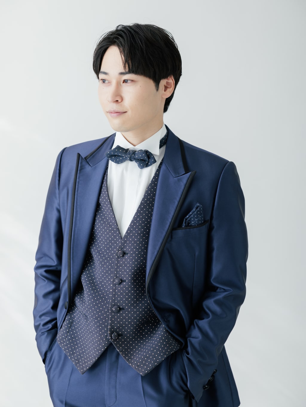ネイビー　ドット柄ベスト