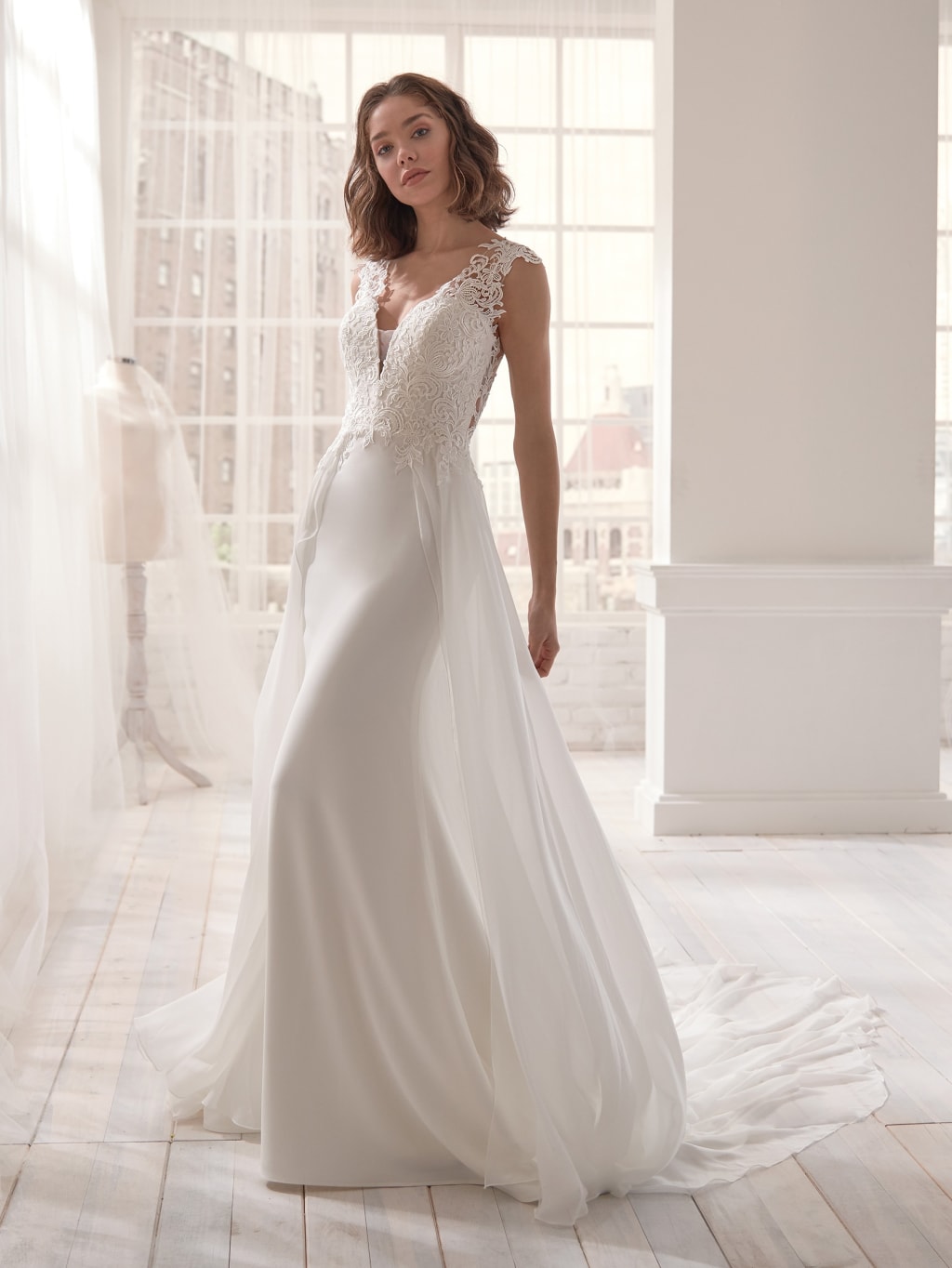 Robe de mariée White One modèle Othenia - Déclaration Mariage