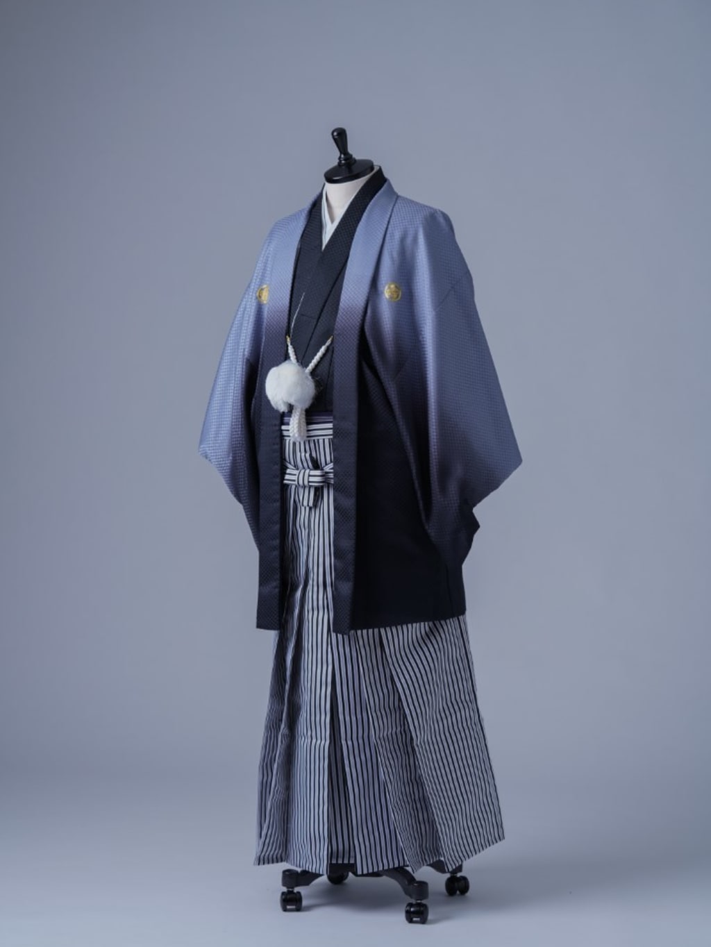 グレーグラデーション×シルバーストライプ＿大宮店 | デコルテフォトグラフィー | 前撮り・フォトウェディング