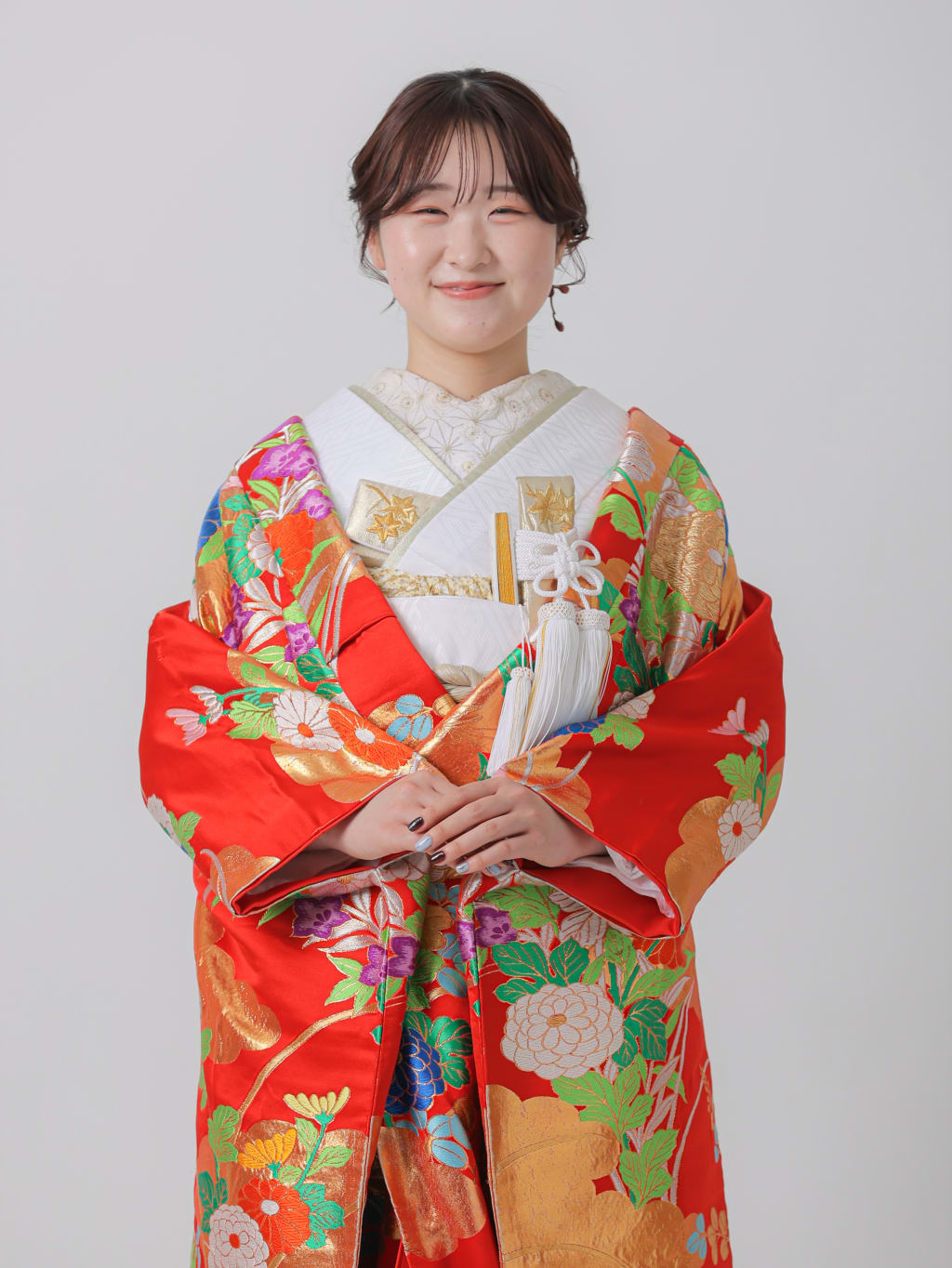 リンドウ　菊　金雲取文様/レッド | デコルテフォトグラフィー | 前撮り・フォトウェディング