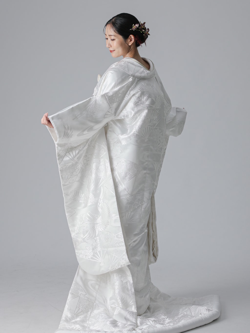 鶴に扇面/ホワイト | デコルテフォトグラフィー | 前撮り・フォトウェディング