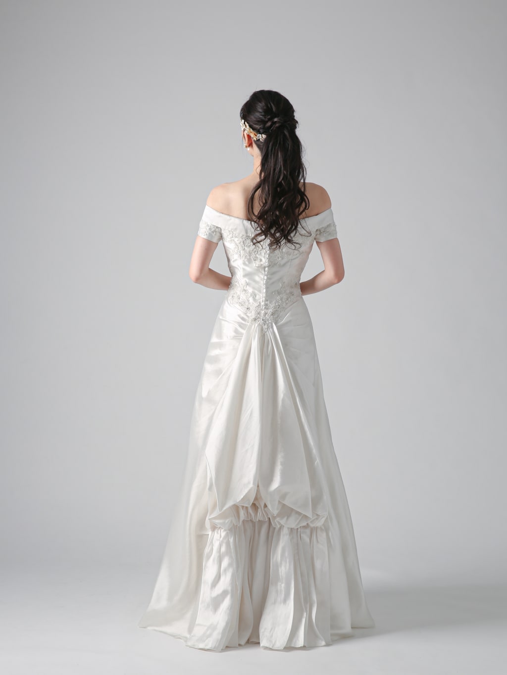 ウェディングドレス