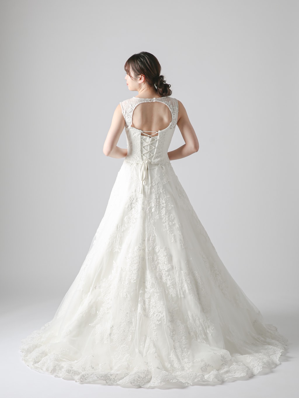 ビーズ縁取りレースフレンチ　総レース | スタジオAQUA 浅草店 | 前撮り・フォトウェディング