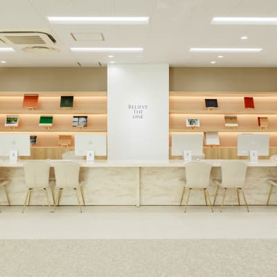 スタジオアクア 横浜駅前店の外観