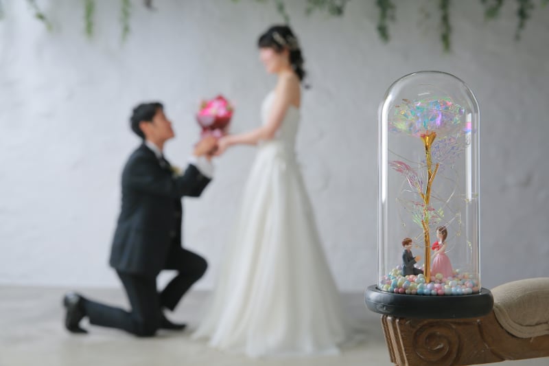ペンライトを使って スタジオaqua 浅草店 前撮り フォトウェディング