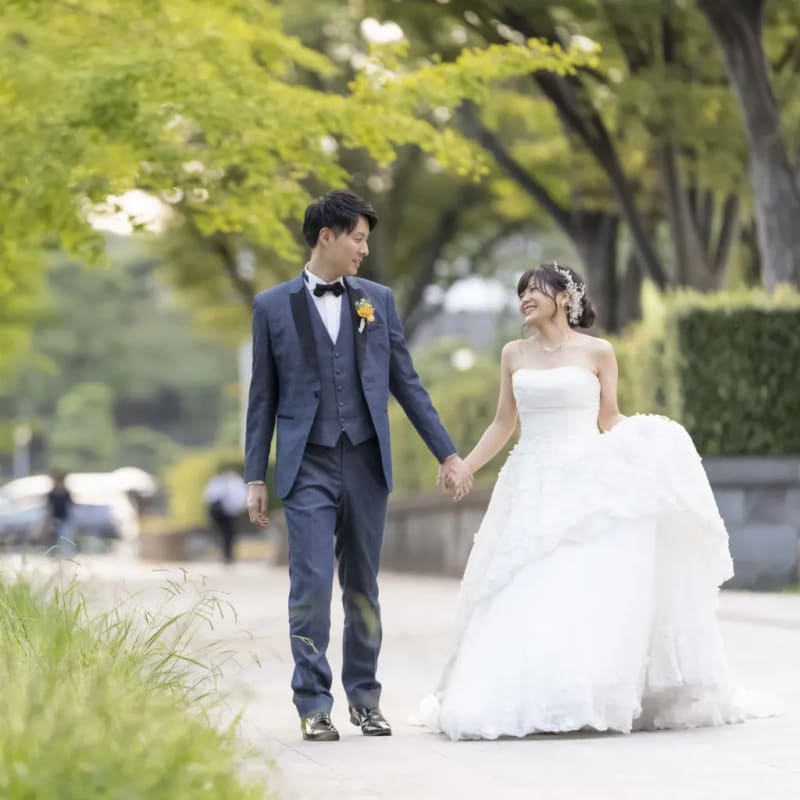 結婚式の前撮り】おしゃれな小物を衣装別にチェック！メリット・注意点