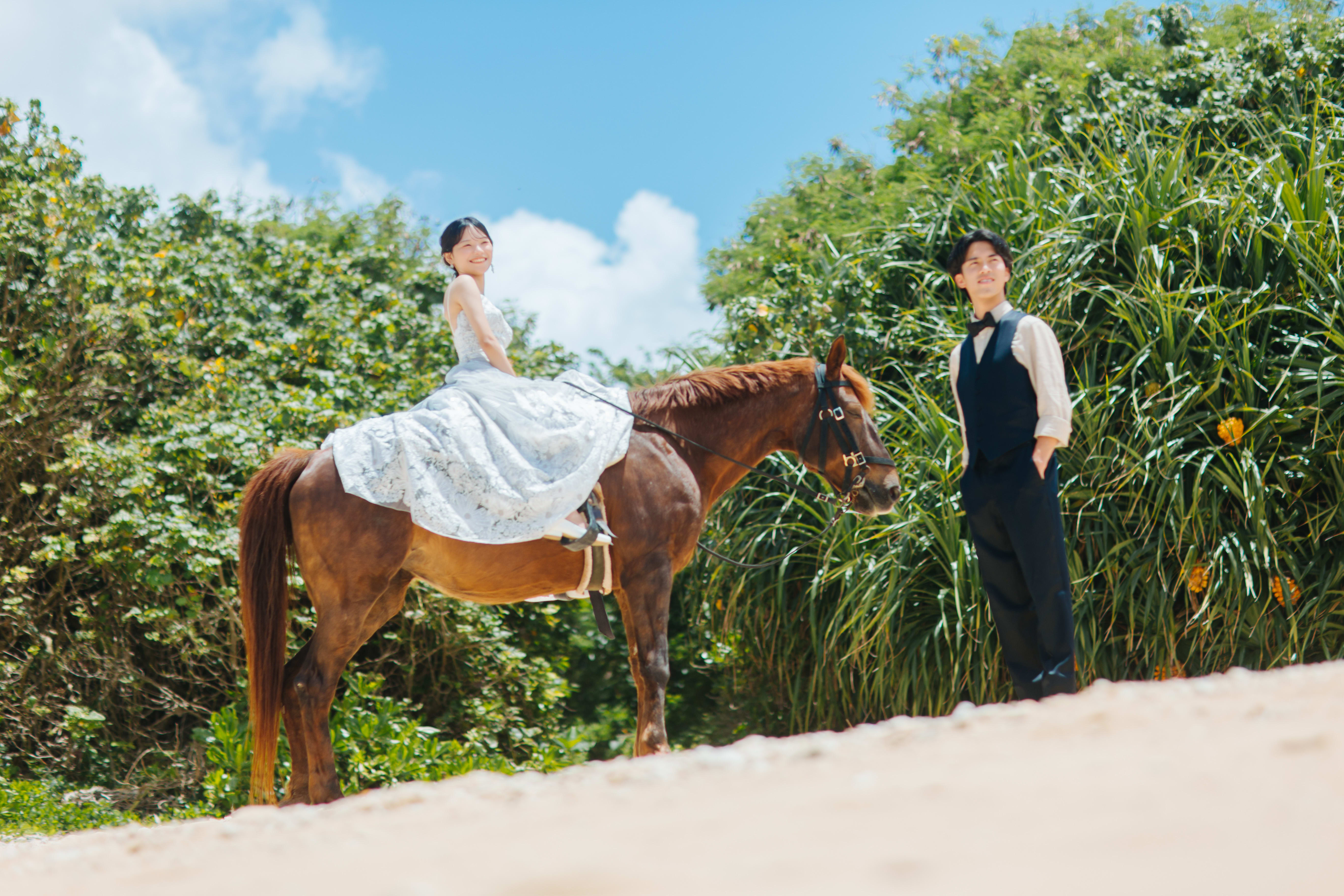 ビーチ＋乗馬プランプラン | スタジオSUNS | フォトウェディング・前撮り・結婚写真