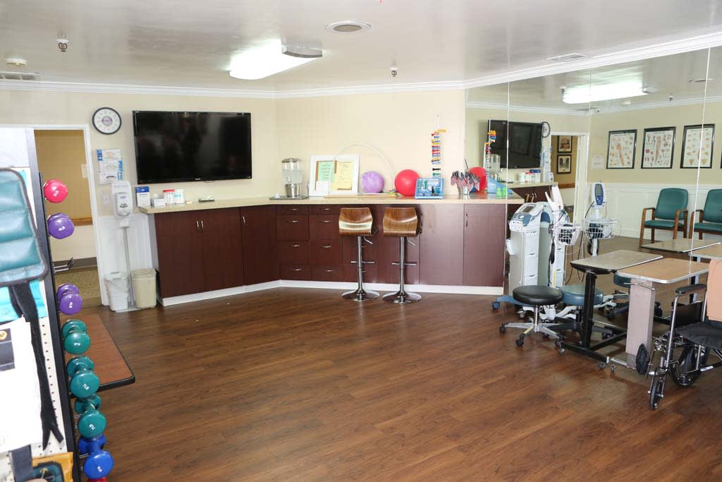 Arbor Glen Care Center in Glendora CA Skilled Nursing