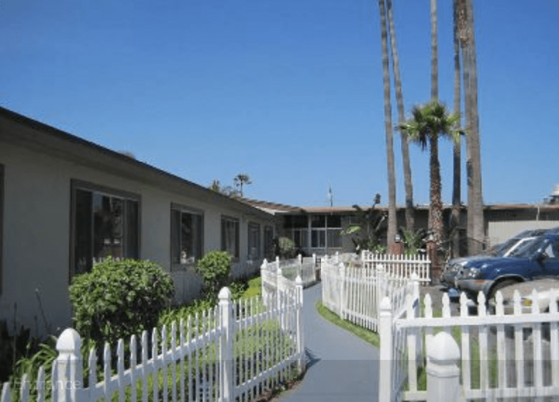 Santa Fe Heights Healthcare Center in Compton CA Skilled