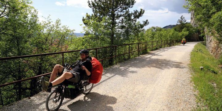 Da Opicina a Trieste, fra vecchia ferrovia e paesaggi mozzafiato sul golfo