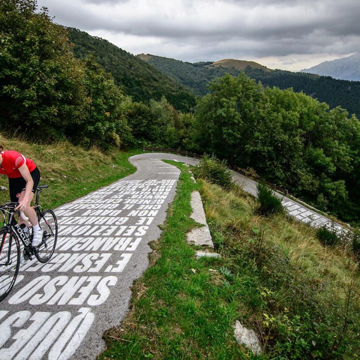 Estate in arrivo: 5 proposte imperdibili per una vacanza in e-bike