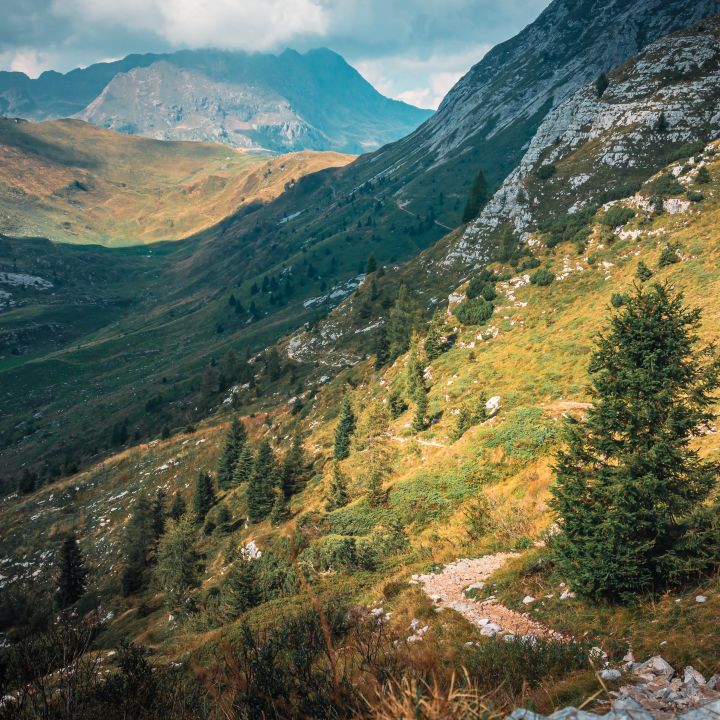 La Ciclabile del Chitò fra le rocce e sul ponte-canale della Valle Imagna