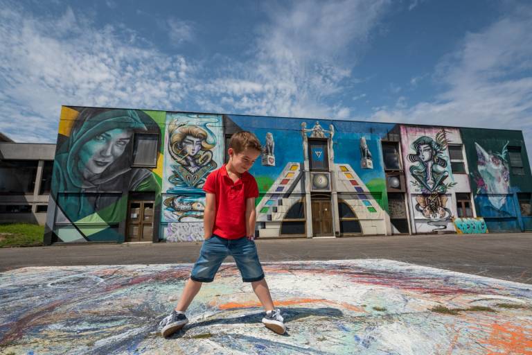 Street Art City image1