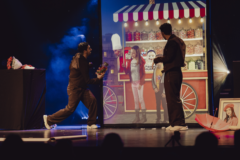 Spectacle "French twins" image2