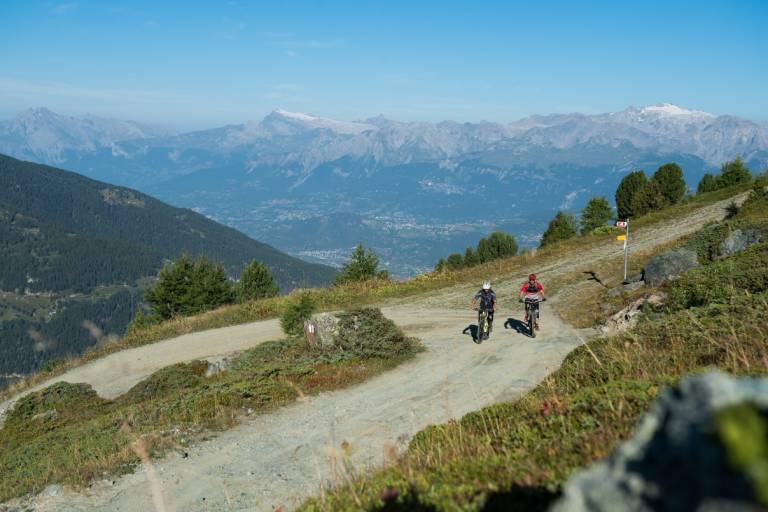 Route No. 4 - Bella-Tola Cabin (e-bike) image2