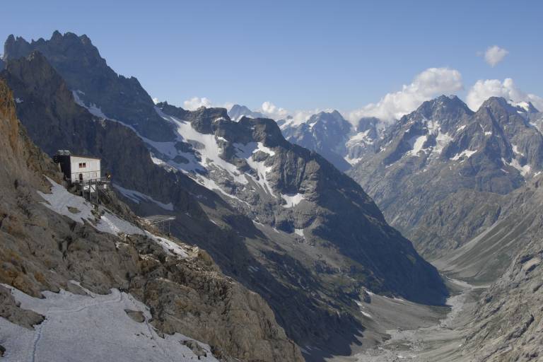 Refuge du Promontoire - hike from Combe Noire/la Bérarde image1
