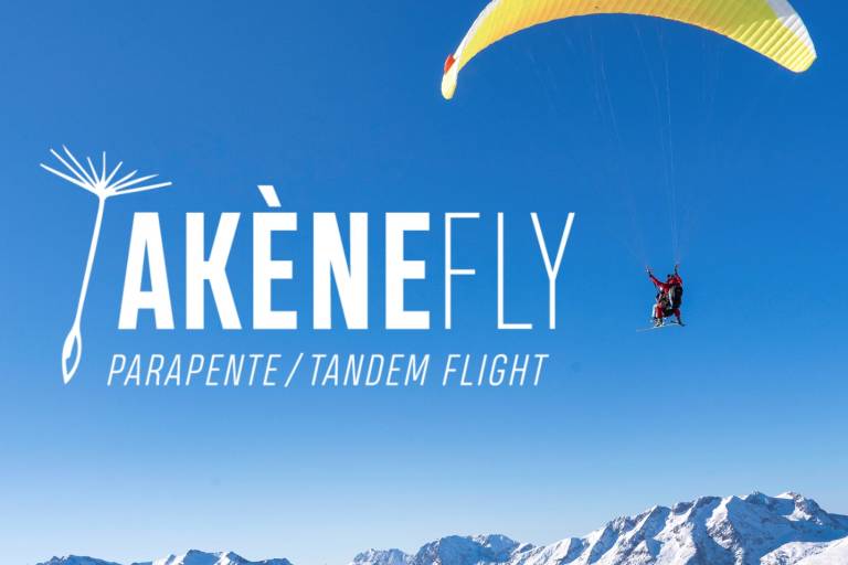 Akenefly Paragliding image1