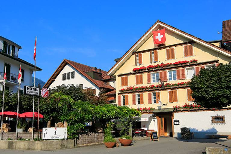 Landgasthof Schlüssel Alpnach – Alpnach image1