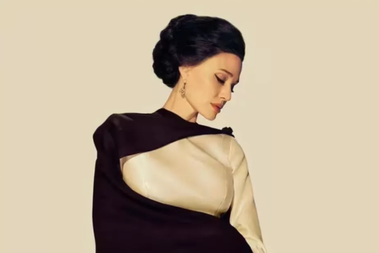 Projection - Maria de Pablo Larraín, 2024 image1