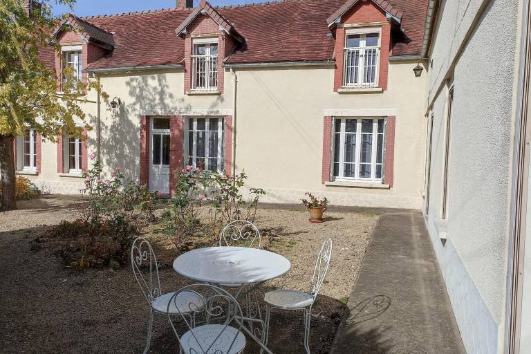 Le Nid des Tourterelles image1