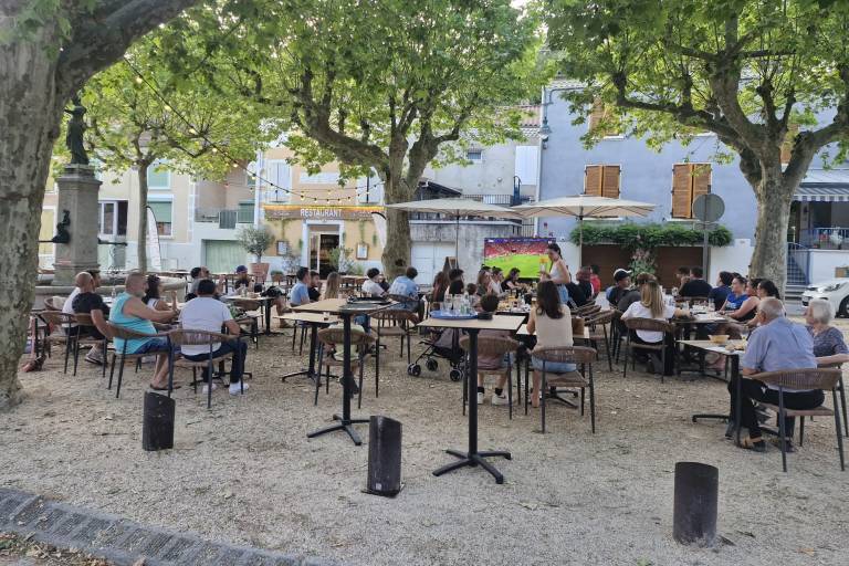 Bistro de la fontaine image1
