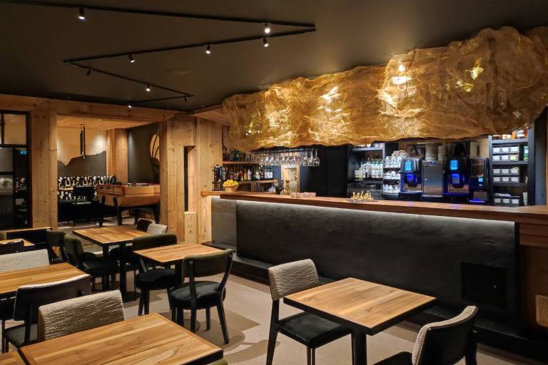 Bar Le M image1