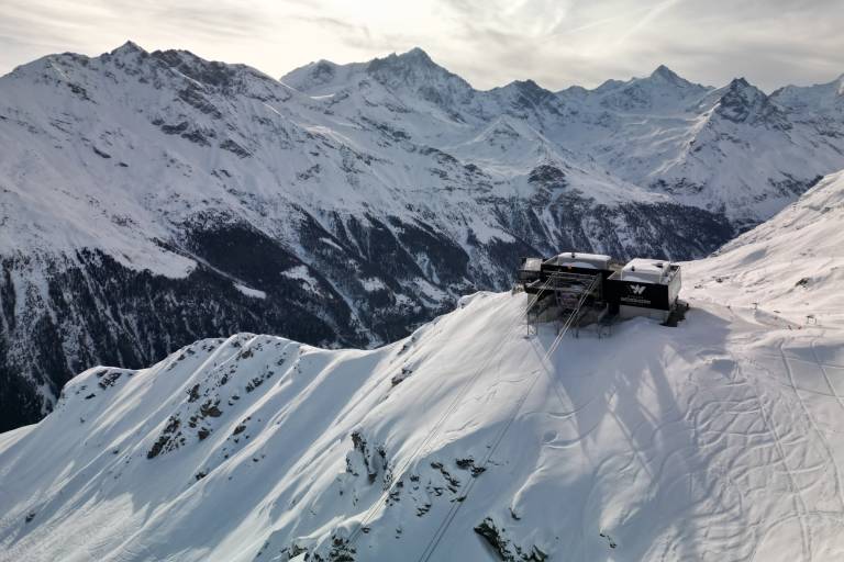 2b. Zinal: Buvette de la Marmotte - Espace Weisshorn image1