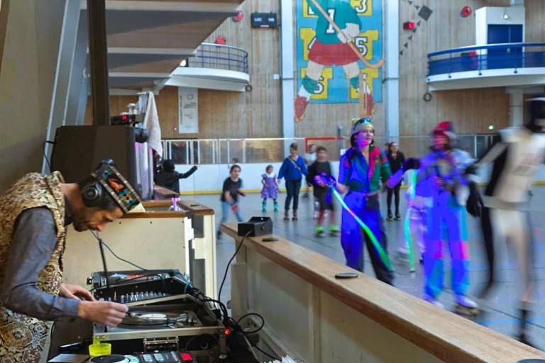 Roller Disco Halloween image1