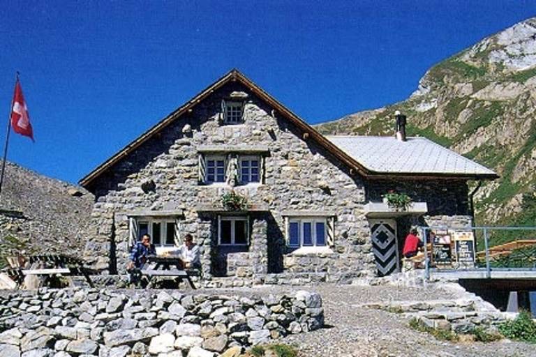W38 Wildhornhütte - Niesehore - Wildhornhütte image1