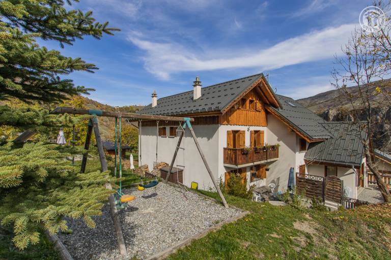 CHALET LES AIGUILLES image1