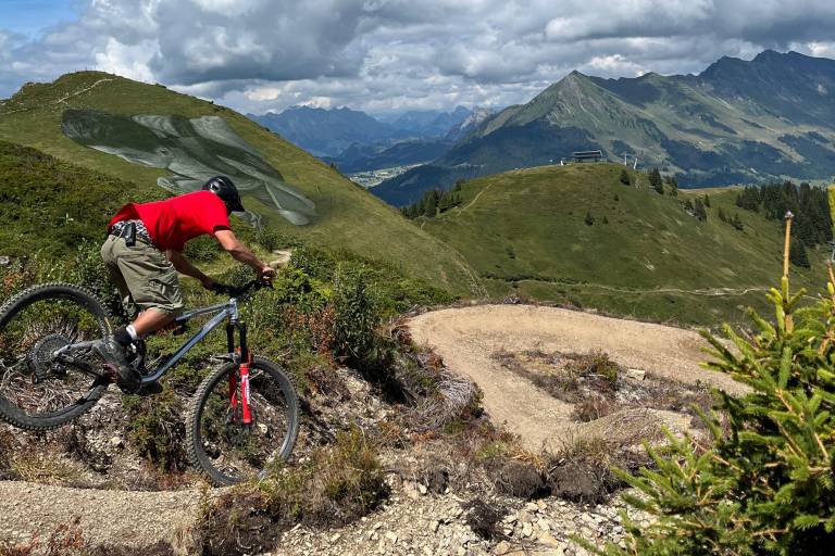 DH Trail – Grand Chamossaire image1